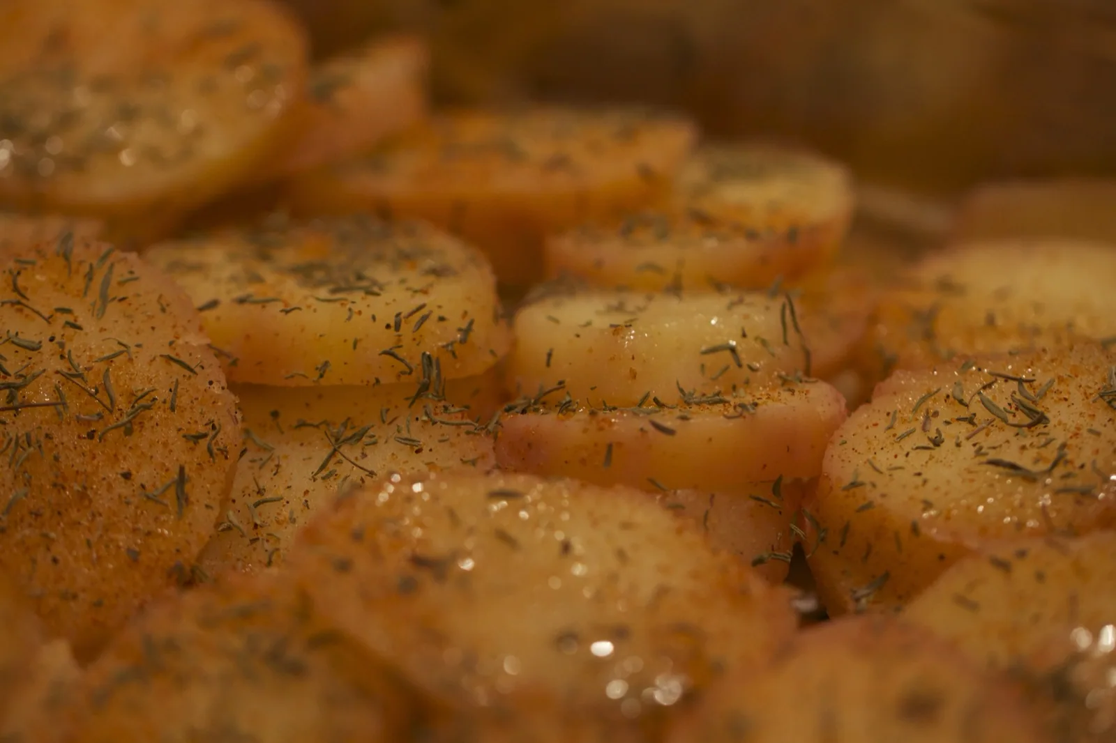 Rozmaringos steak burgonya, pulykafasírttal, hagymalekvárral
