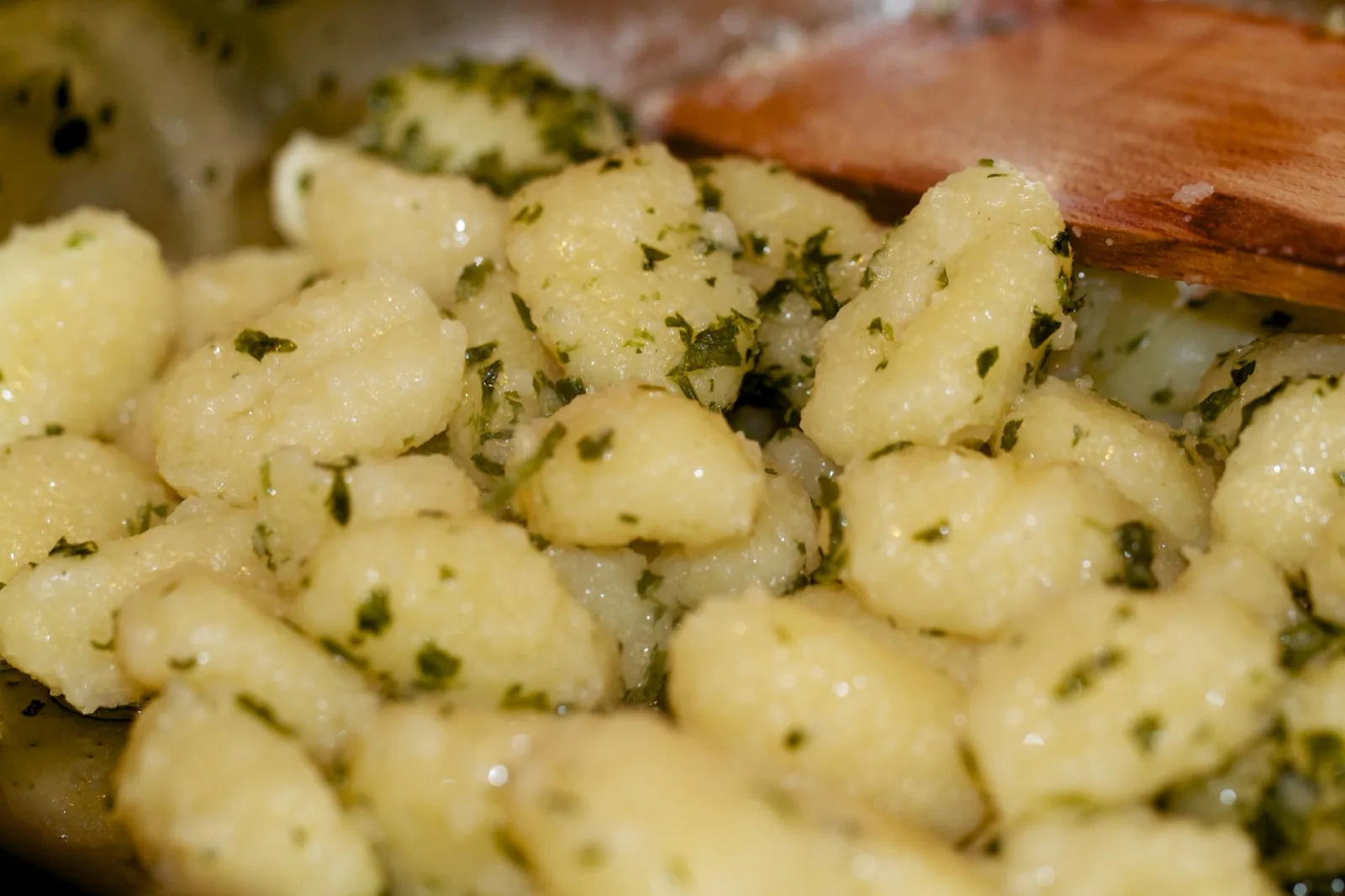Korianderes gnocchi..